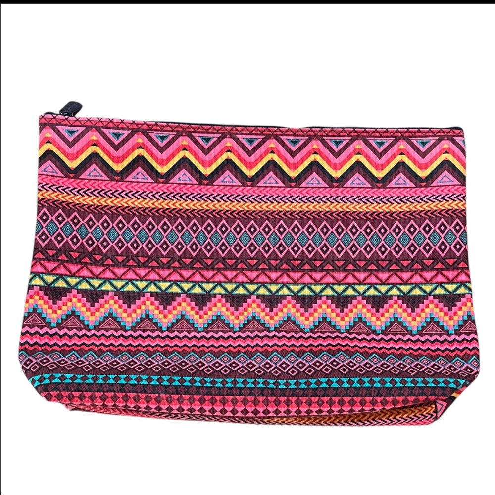THIRTY ONE Large Zipper Pouch Travel Bathroom Makeup Bag Aztec Stripes